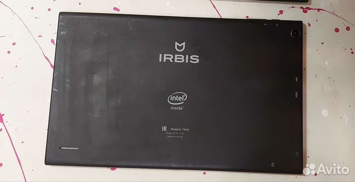 Планшет-ноутбук Irbis с мышкой