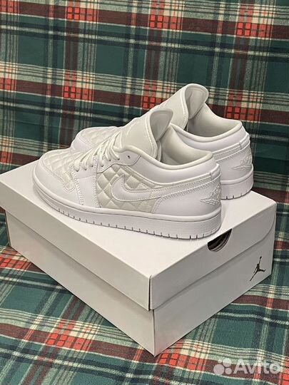 Nike Air Jordan 1 Low Quilted Triple White