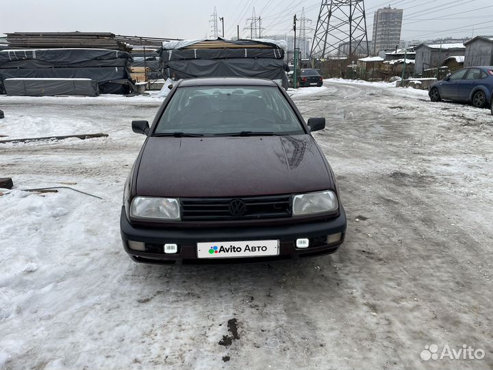 Volkswagen Vento 1.8 МТ, 1996, 385 025 км