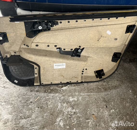 Обшивка передняя левая Opel Astra H
