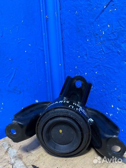 Подушка двигателя правая Hyundai Solaris хэтчбек