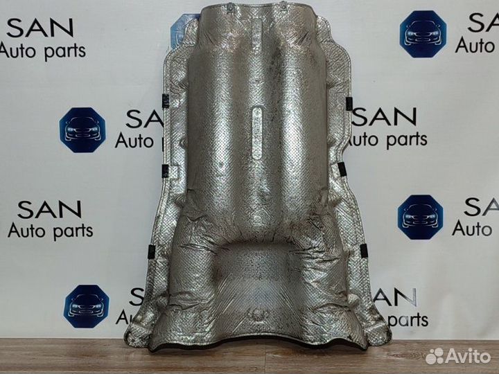 Тепловой экран Bmw 5 F10 N63B44 2011