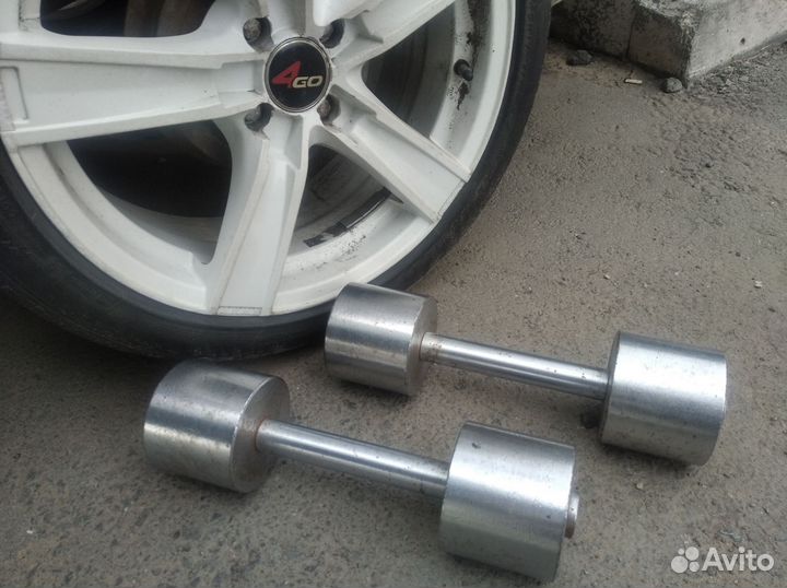 Гантели 10кг и 13кг