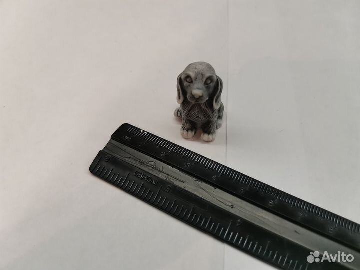 Фарфоровая собака