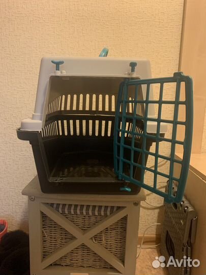 Переноска для кошки или маленькой собачки