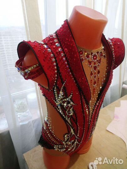 Купальник для художественной гимнастики