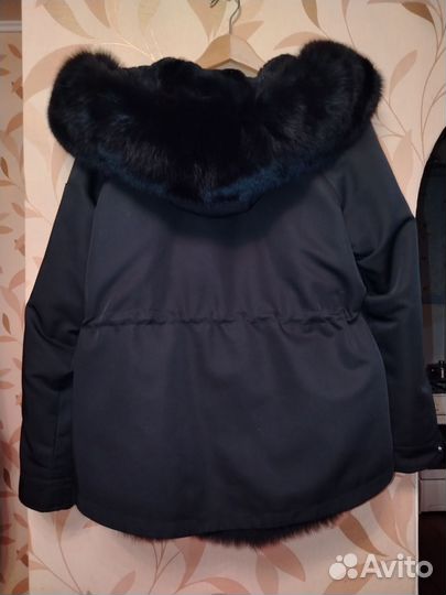 Парка с натуральным мехом 48