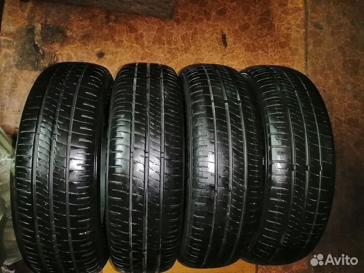 Dunlop Enasave EC204 165/65 R14