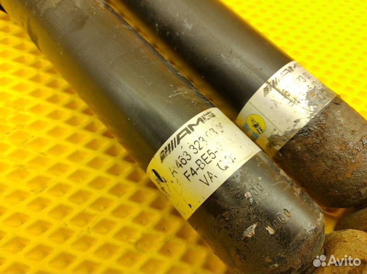 Амортизаторы комплект передние Mercedes-Benz W463