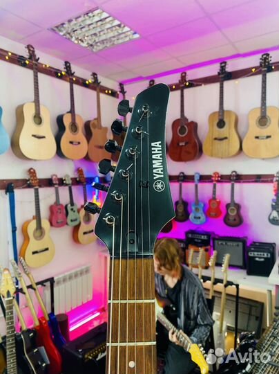 Электрогитара Yamaha RGX121S