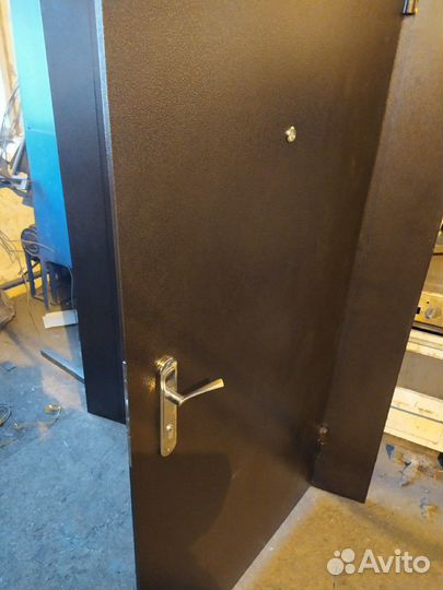 Изготовление метталлических дверей