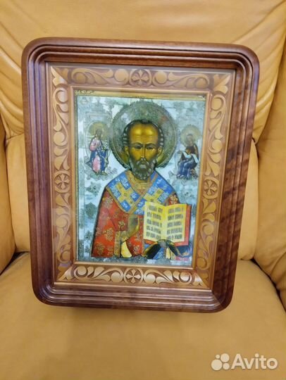 Икона Николай Чудотворец 27х34х8см в киоте,дерево