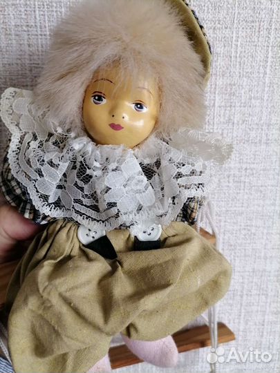 Кукла фарфоровая коллекционная винтаж