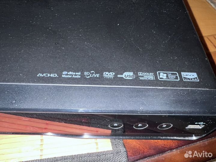 Blu ray плеер philips