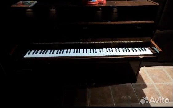 Пианино петроф Petrof