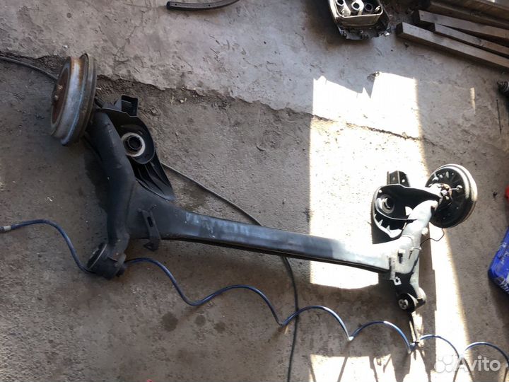 Балка задняя рычаг кулак подрамник VW,seat,skoda,a