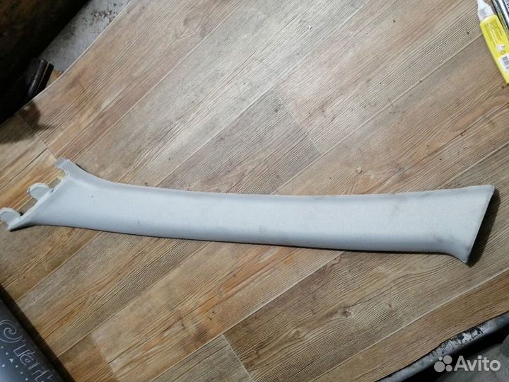 Обшивка передней стойки левая Qashqai J10, JJ10E