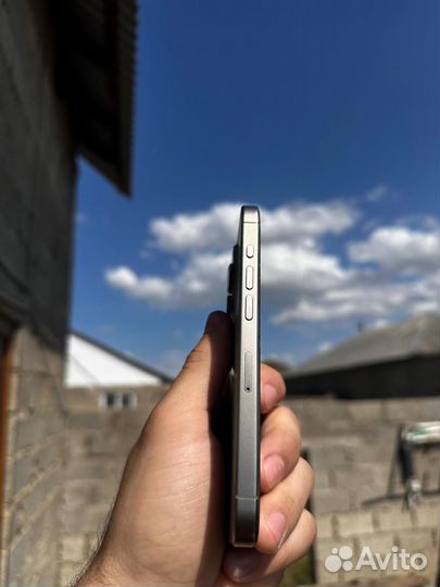 iPhone 15 Pro, 256 ГБ