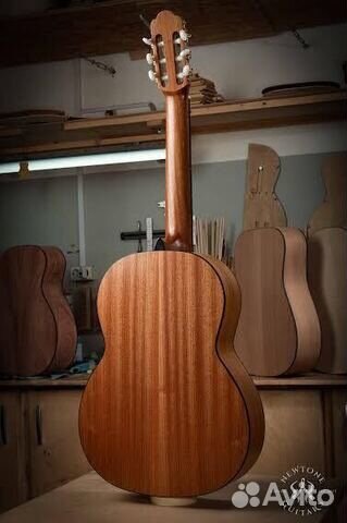 NewTone Lantana Cl Классическая гитара из массива