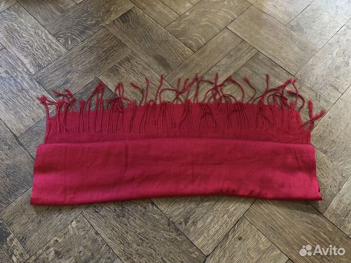 Шарф розового цвета