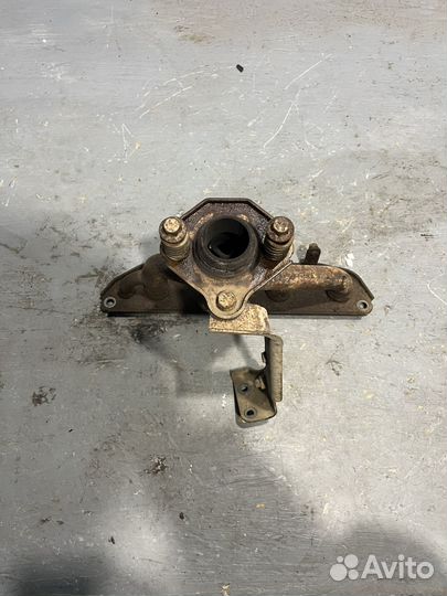 Выпускной коллектор Mitsubishi Lancer 10 1.5