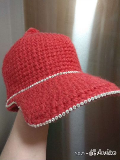 Кепка зимняя со стразами