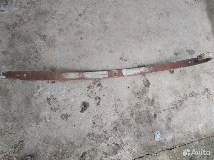 Листы задних рессор на Mersedes 609 d