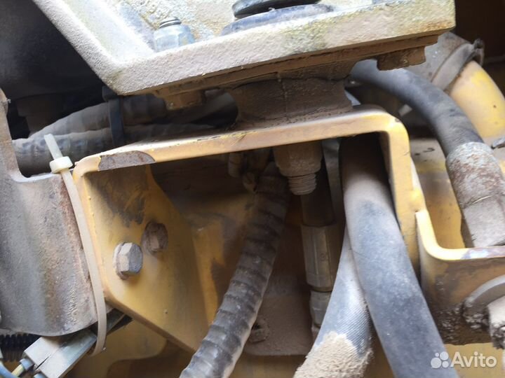 Подушка каток Двигателя dynapac 900478