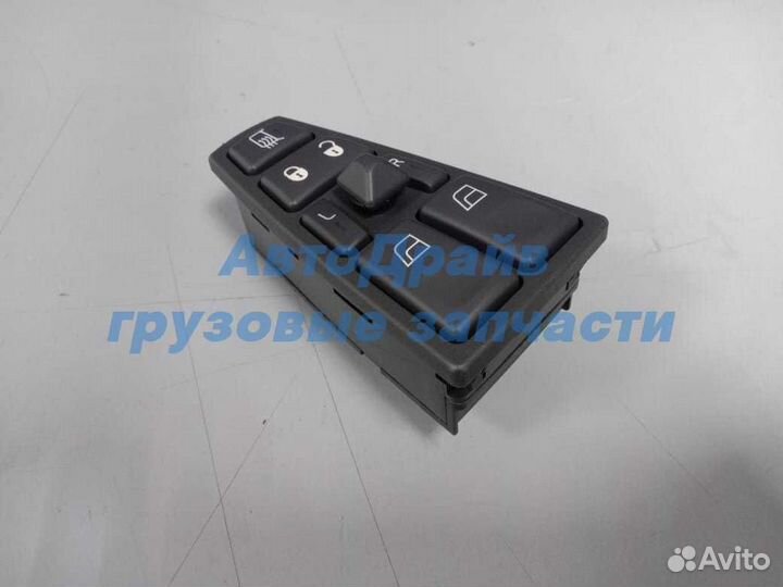 Блок кнопок Вольво FH12 в водительскую дверь