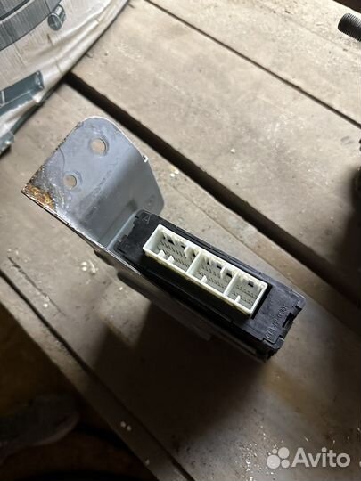 Блок управления АКПП subaru forester