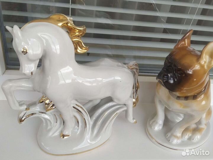 Статуэтки конь златогривый и собака боксер,50-60г