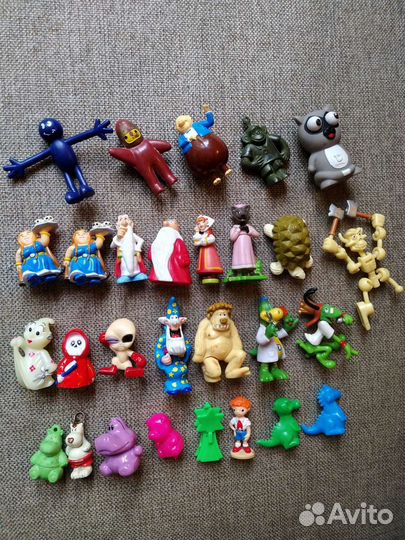 Киндеры вкладыши фишки космо-жетон и др