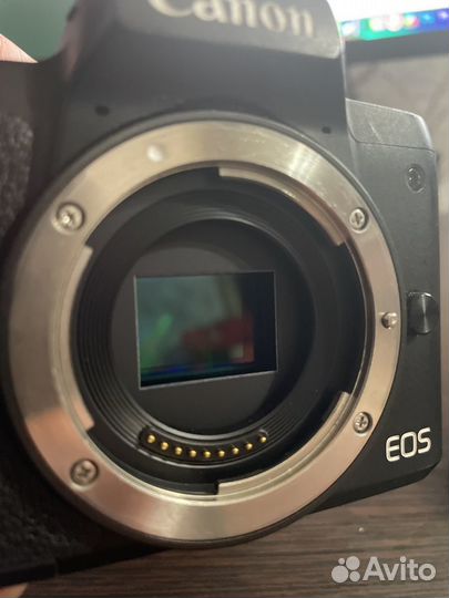 Canon EOS M50 body