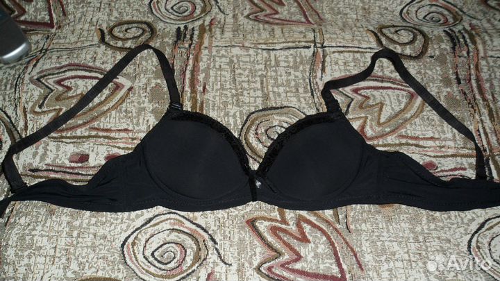 Бюстгальтеры подростковые 70 А, 4 штуки