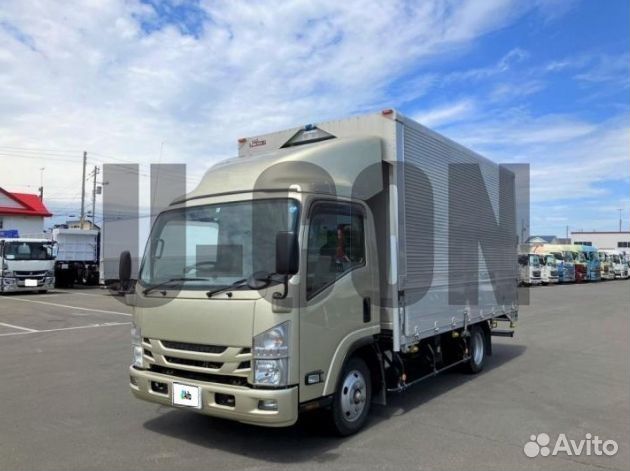 Промтоварный фургон Isuzu Elf, 2017