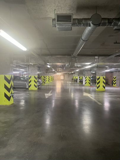 Машиноместо, 18 м²