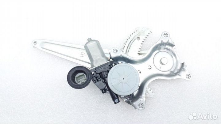 Стеклоподъемник электрический задний левый Toyota