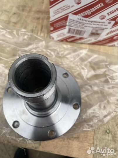 Цапфа поворотного кулака УАЗ