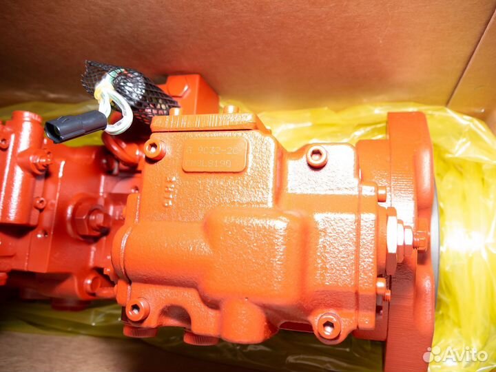 Хитачи zx480mtn натяжитель ремня генератора