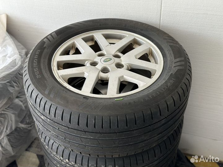 Nokian Tyres Hakka Black 2 SUV 255/60 R18 112V