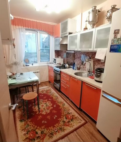 3-к. квартира, 64 м², 1/9 эт.