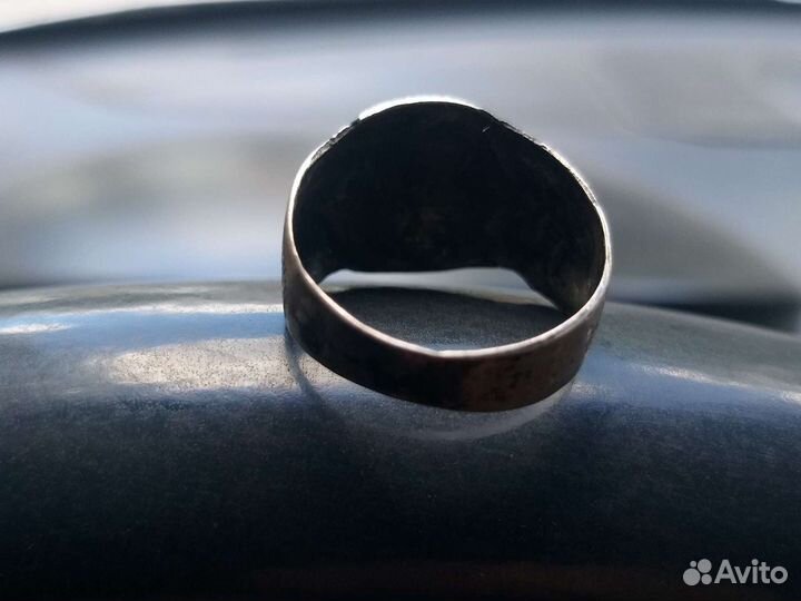 Серебряное кольцо женское