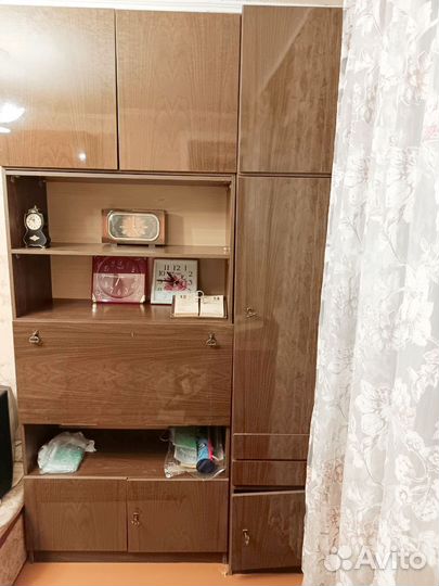 Стенка 5-ти секционная б/у