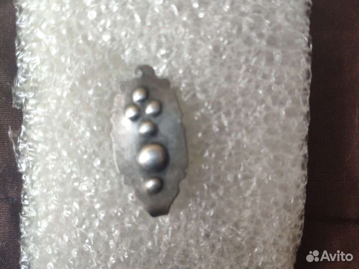 Старинная серебряная серьга