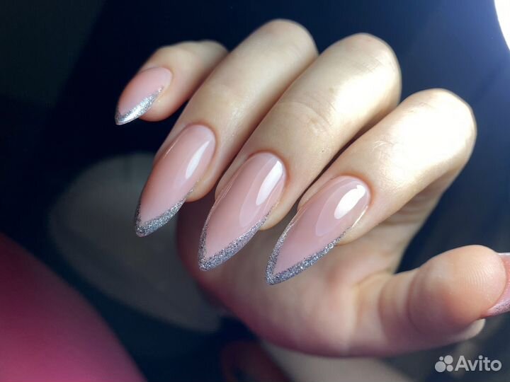 Маникюр, педикюр гель лак