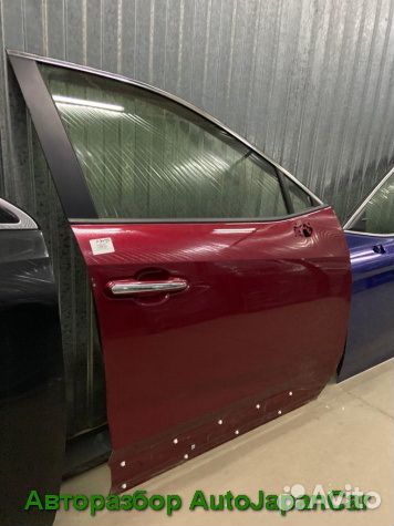 Передняя правая дверь 2018- Toyota RAV4 XA50