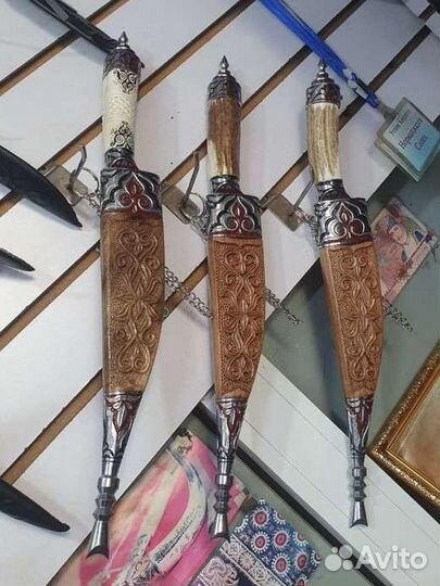 Ножи из клапана подарочный ручной работы