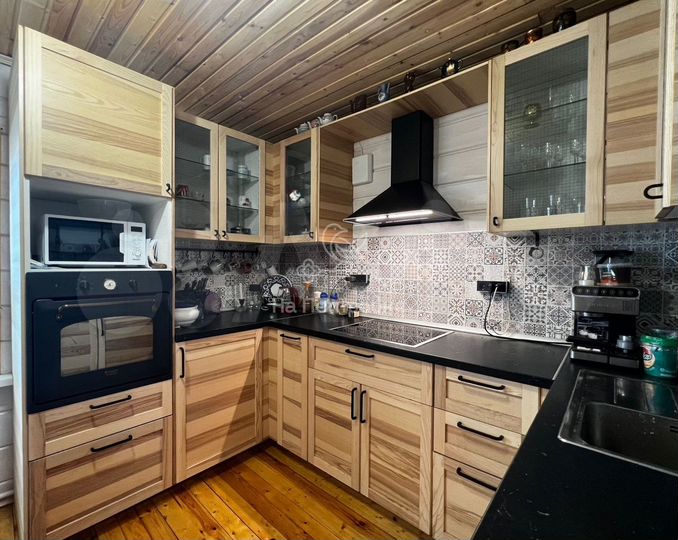 Дом 150 м² на участке 7,5 сот.