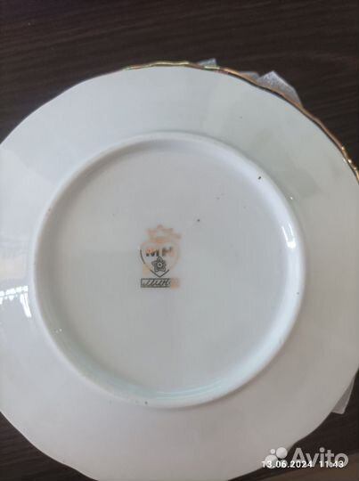 Чайные блюдца