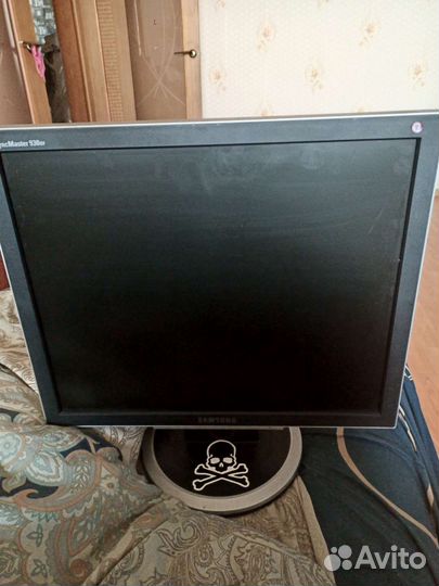 Монитор Samsung